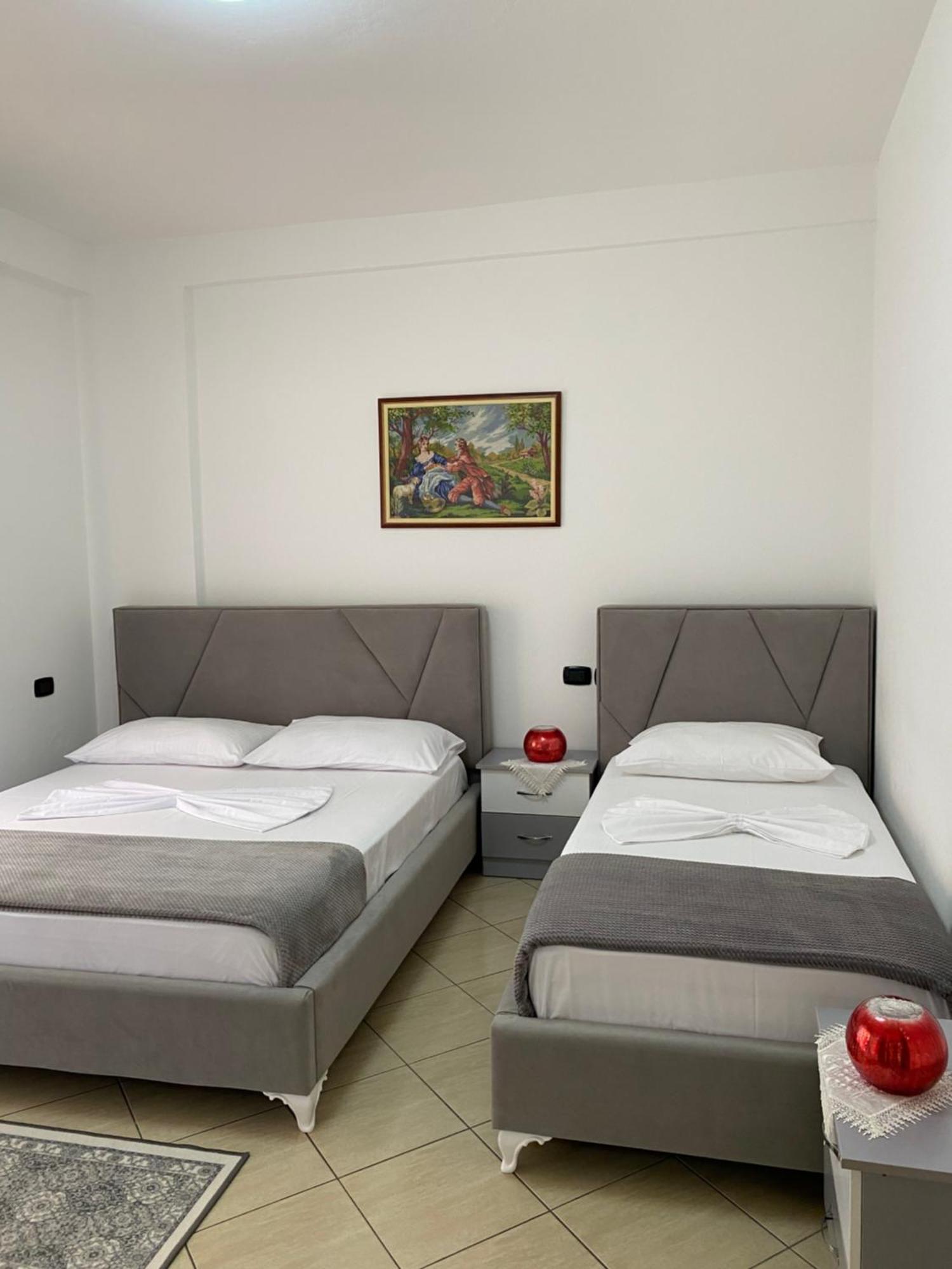 דירות Vlorë Rikardo Apartament מראה חיצוני תמונה