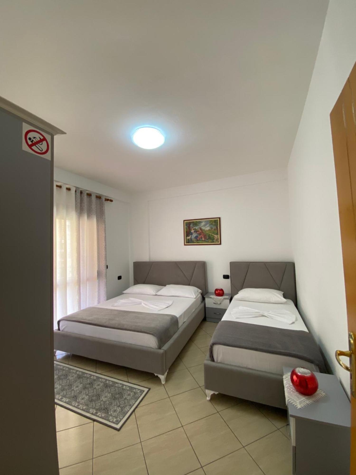 דירות Vlorë Rikardo Apartament מראה חיצוני תמונה