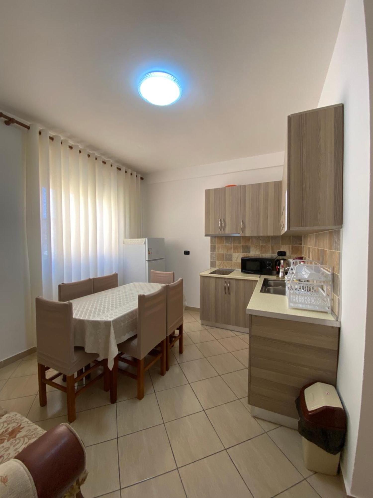 דירות Vlorë Rikardo Apartament מראה חיצוני תמונה