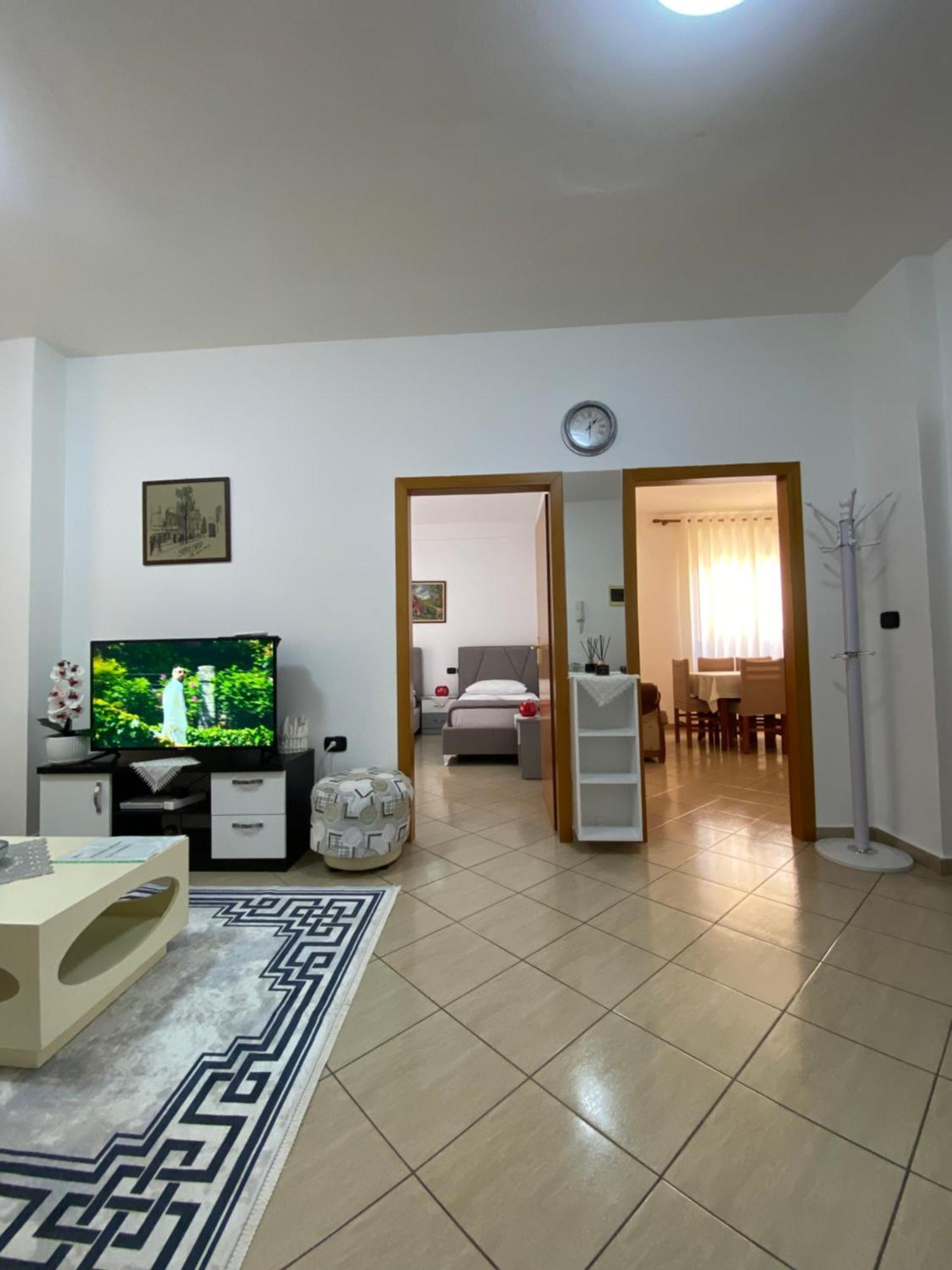דירות Vlorë Rikardo Apartament מראה חיצוני תמונה